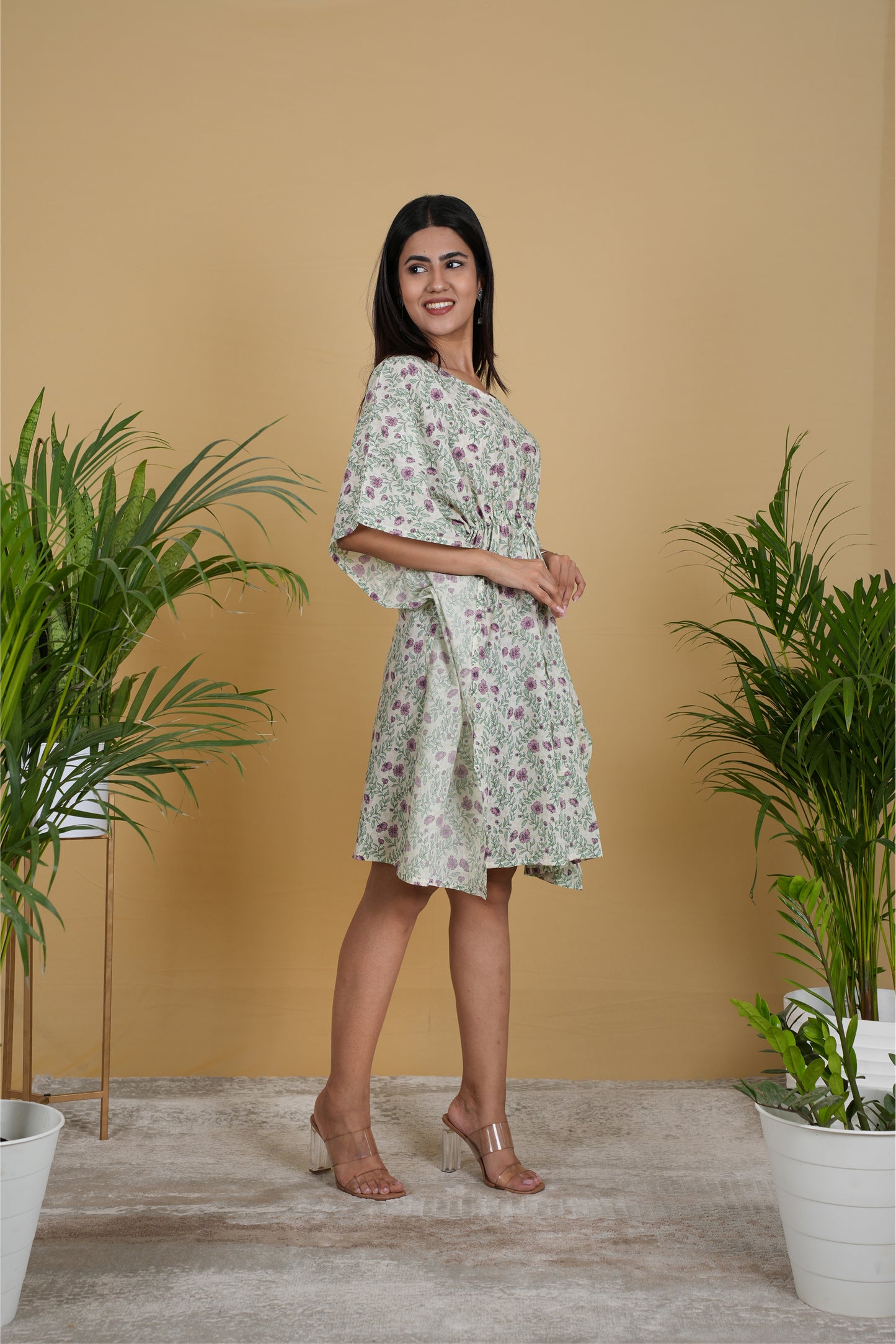 WHITE VINE KAFTAN SHORT