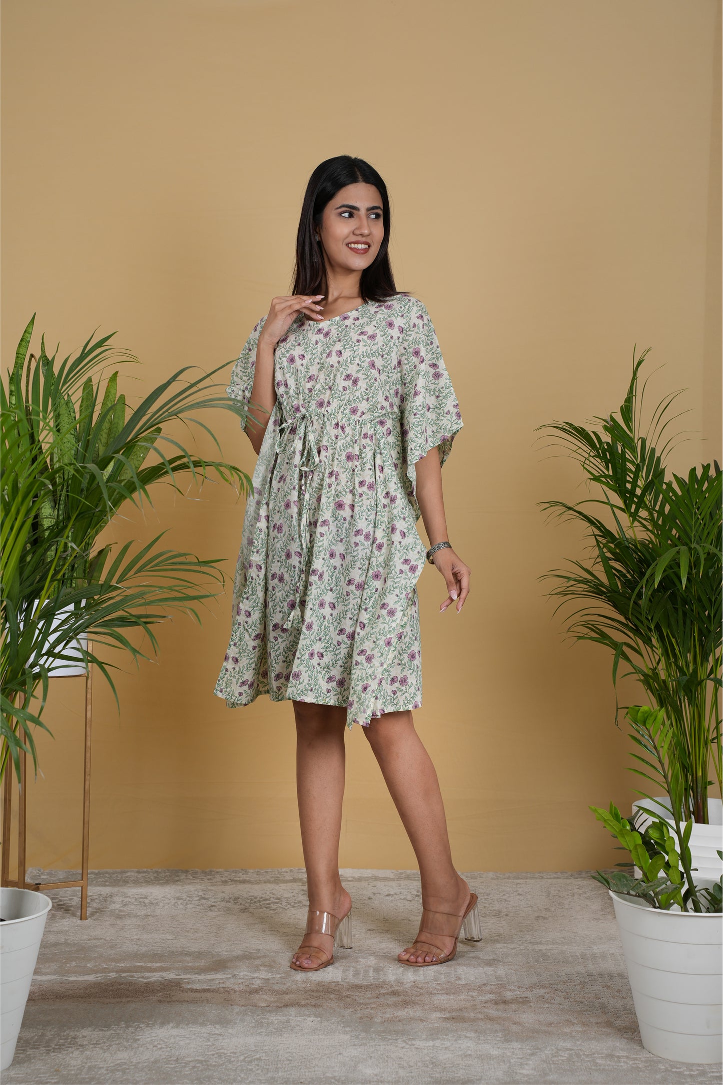 WHITE VINE KAFTAN SHORT
