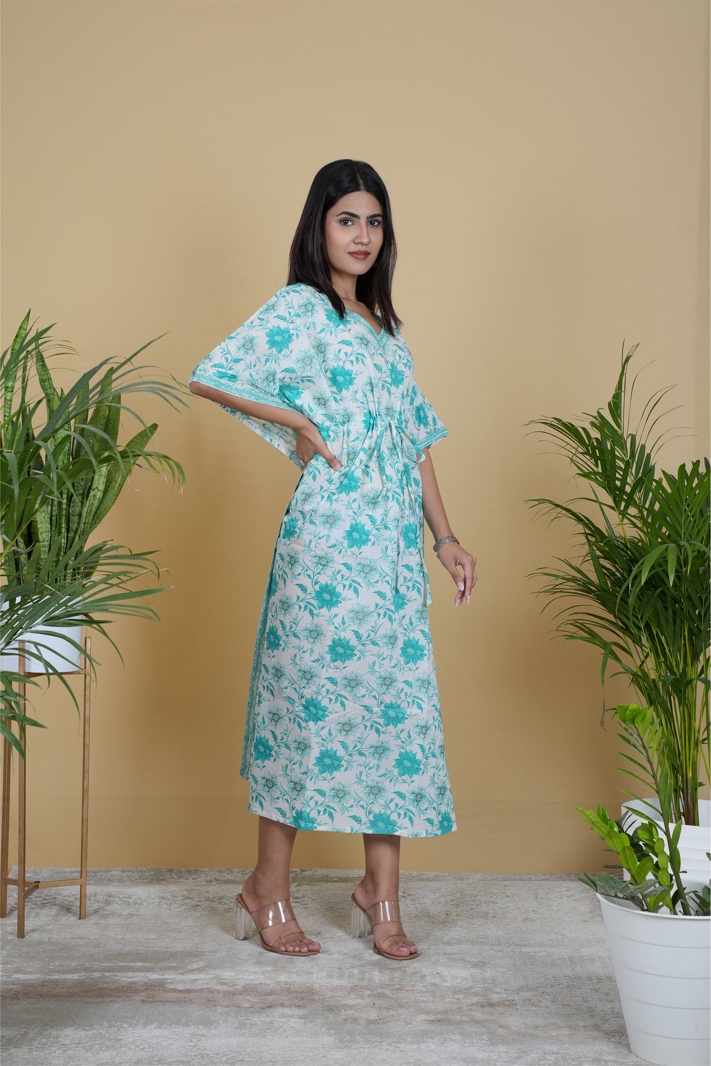 WHITE TURQUOISE FLORAL KAFTAN LONG