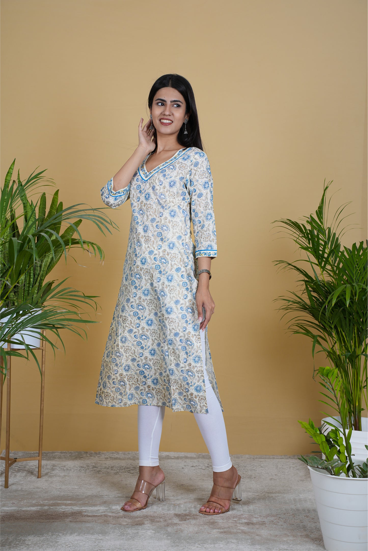 WHITE BLUE FLORAL KURTA