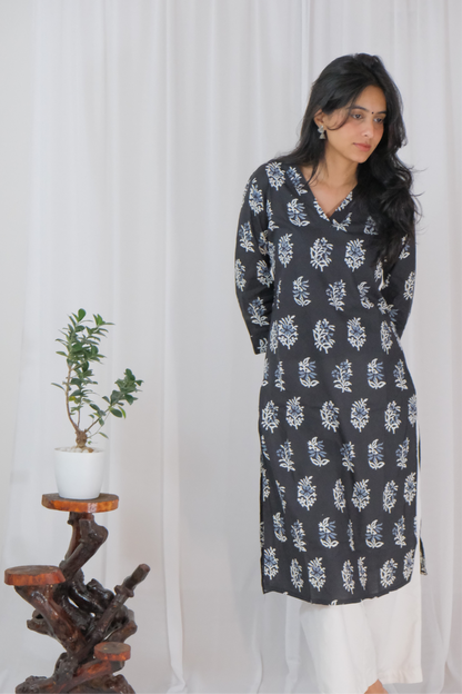 BLACK MOTIF KURTA