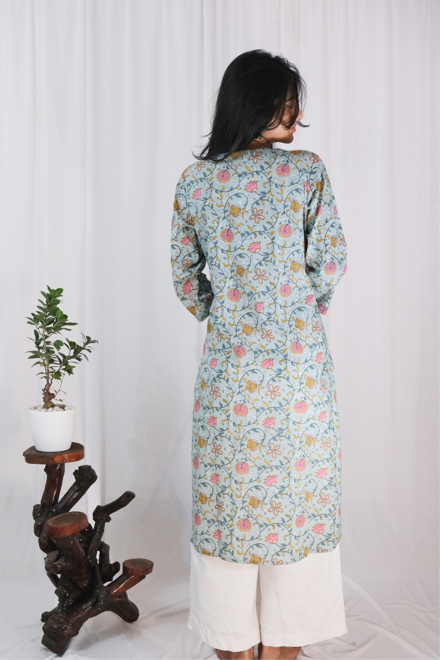 LIGHT TURQUOISE VINE KURTA