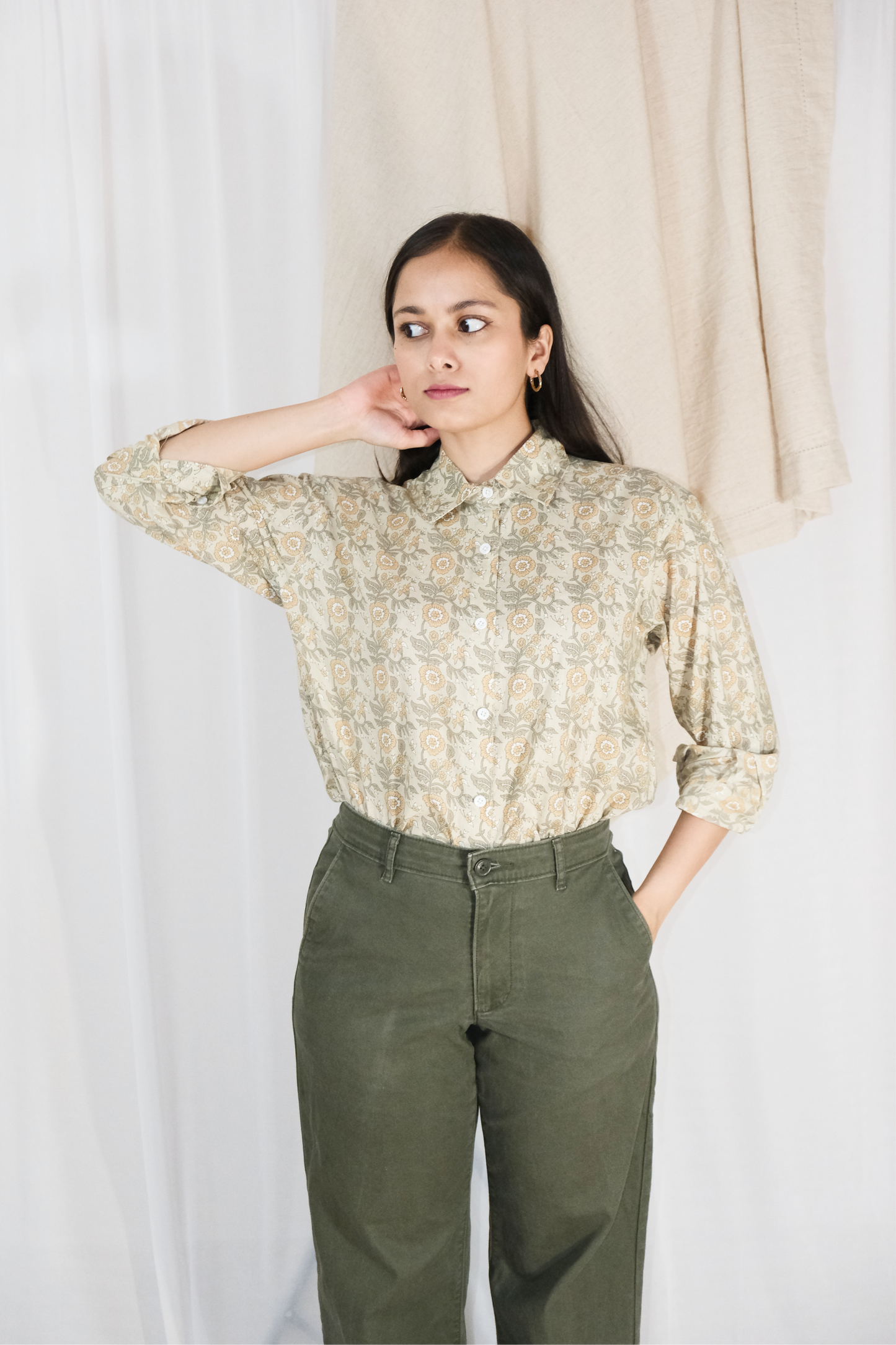 PASTEL GREEN VINE SHIRT