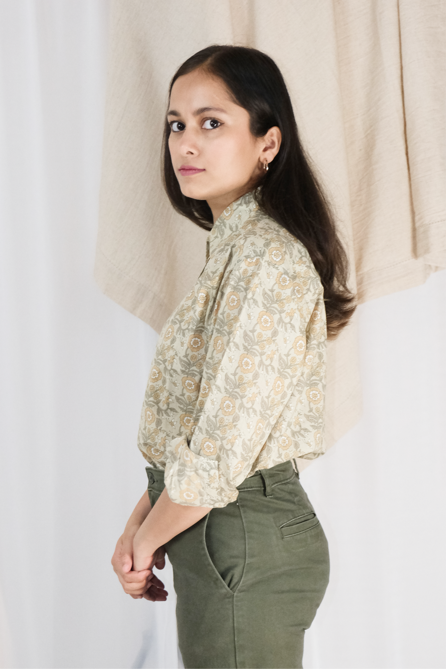 PASTEL GREEN VINE SHIRT