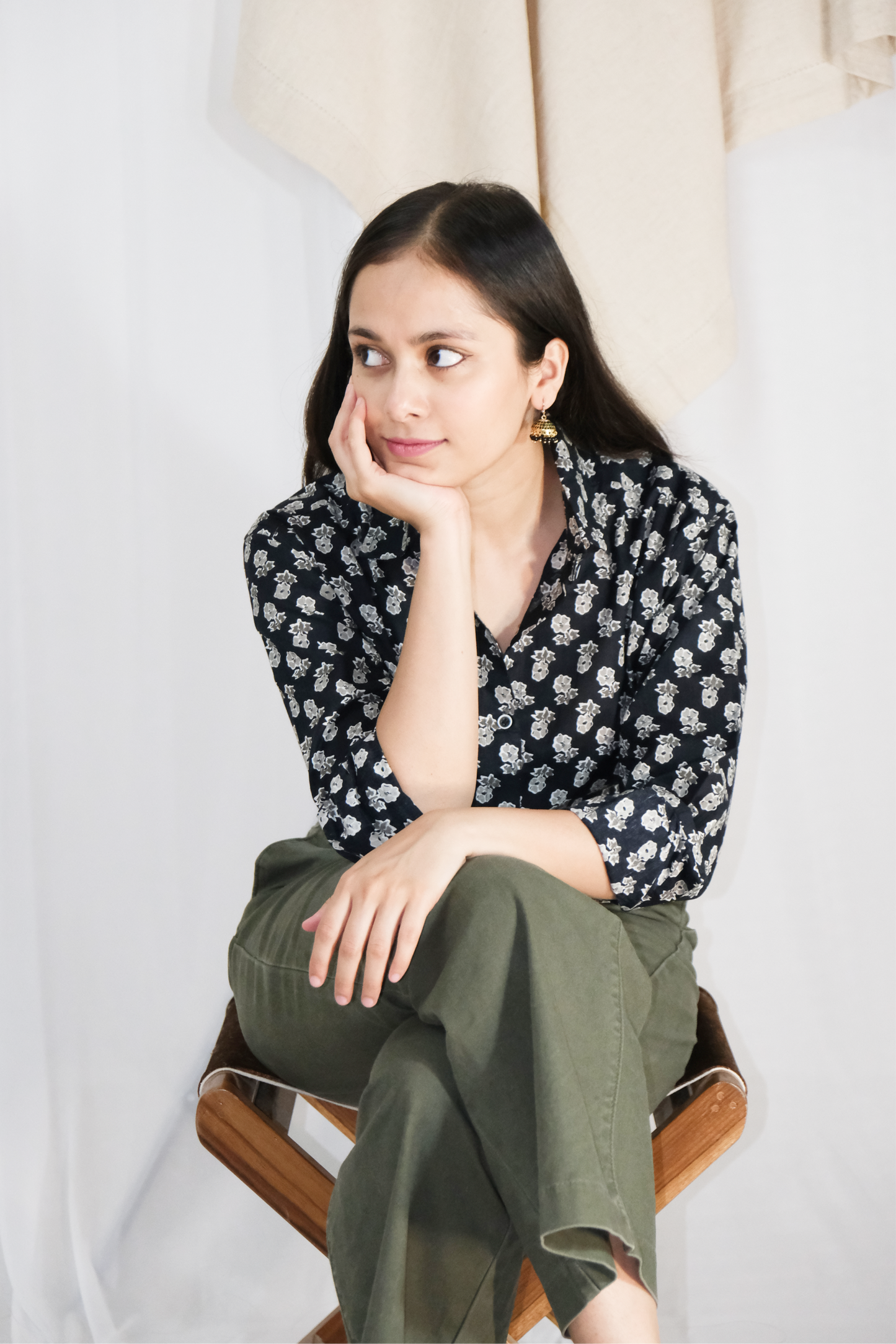 BLACK FLORAL SHIRT